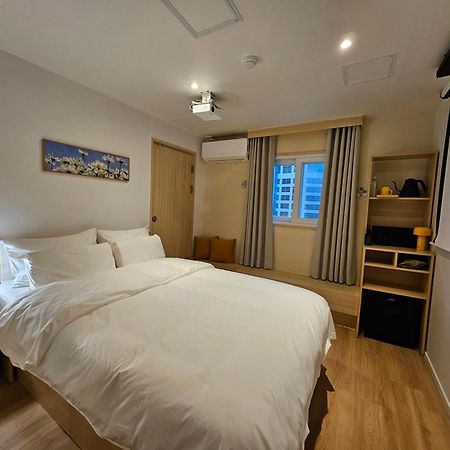 2025 Renovated- Hotel Marguerite Seoul Exterior foto