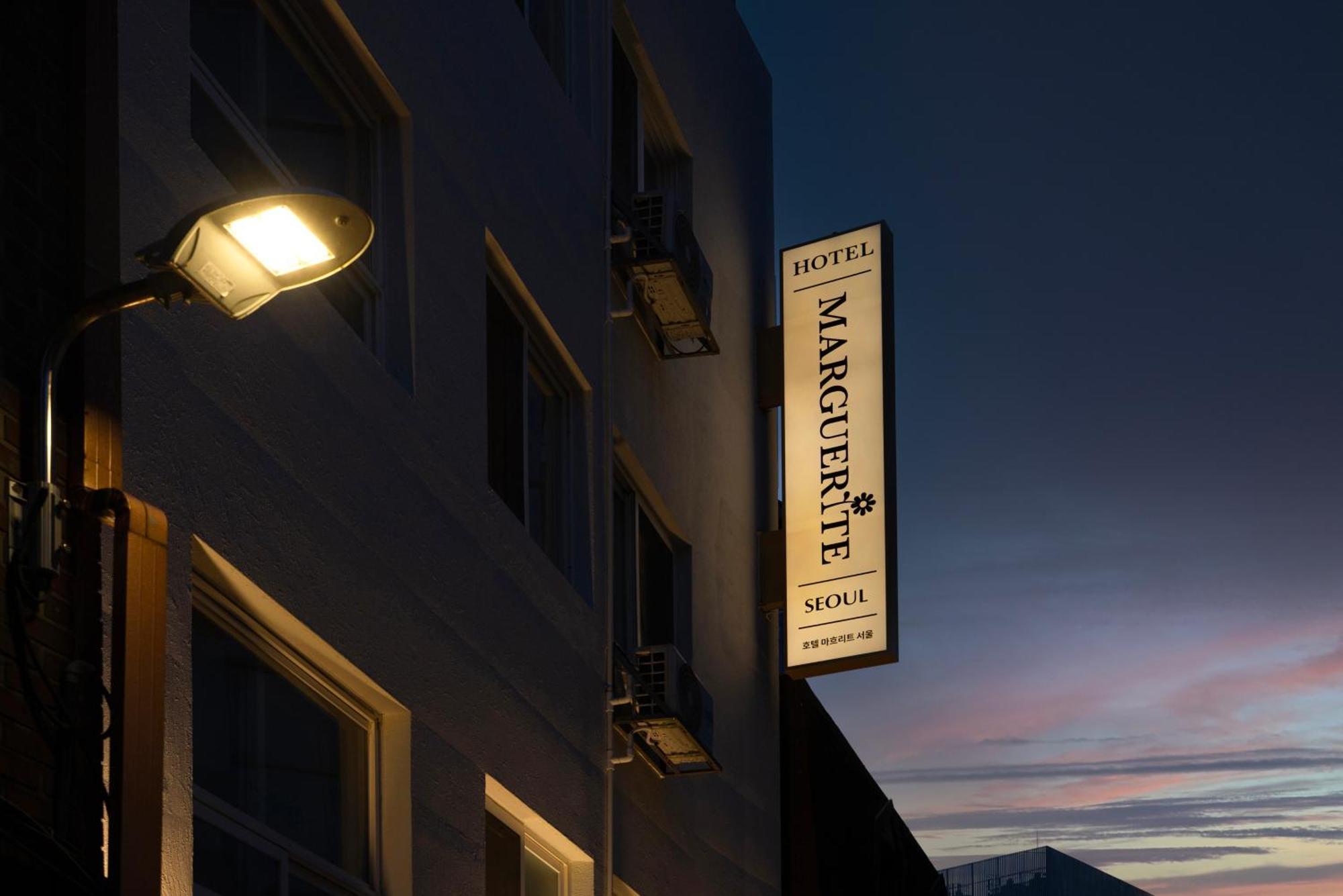 2025 Renovated- Hotel Marguerite Seoul Exterior foto