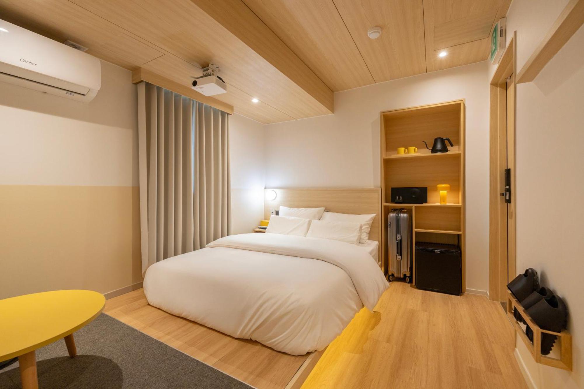 2025 Renovated- Hotel Marguerite Seoul Exterior foto