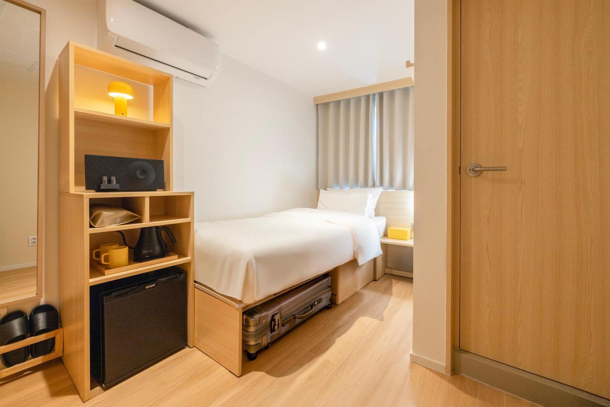 2025 Renovated- Hotel Marguerite Seoul Exterior foto